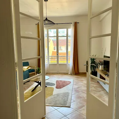 Apartment Grand A 5 Minutes De La Nice