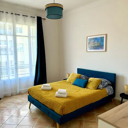 Apartament Grand A 5 Minutes De La Nicea
